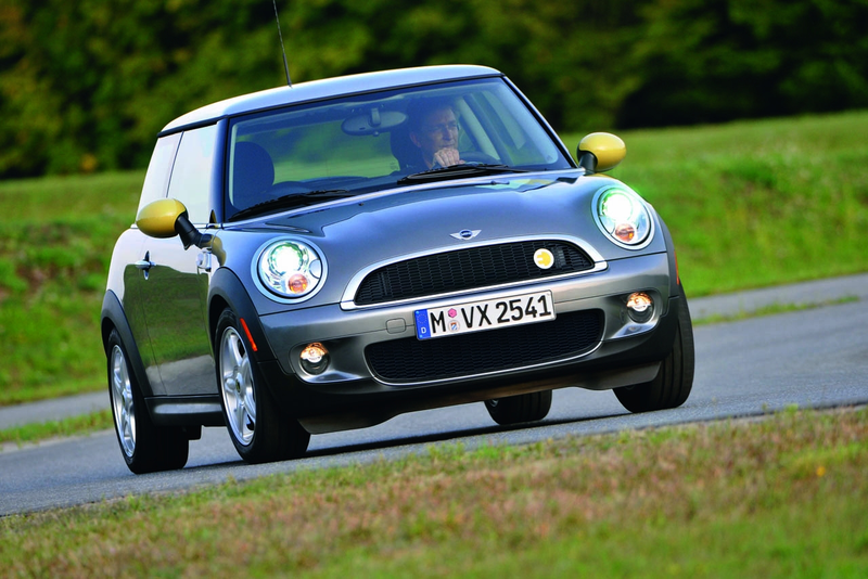 Illustration for article titled MINI E Electric Mini Re-Revealed, Now With Technical Images